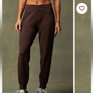 NWT Cold Weather Jogger Fabletics Brown Jogger